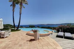 Location saisonnière Villa avec piscine Grimaud  