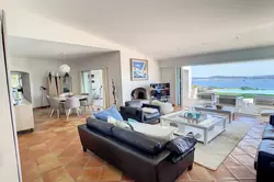 Location saisonnière Villa avec piscine Grimaud  