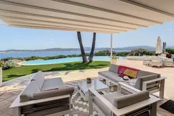 Location saisonnière Villa avec piscine Grimaud  