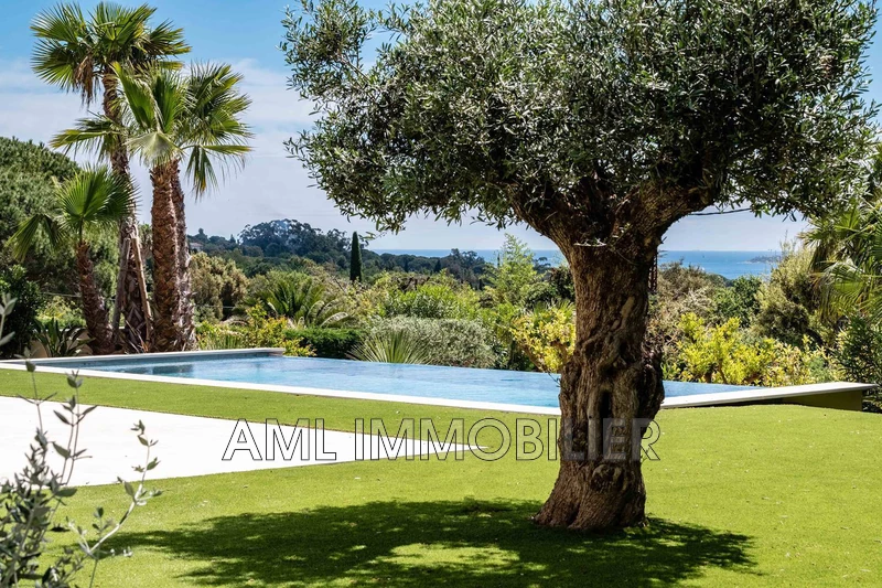 Location saisonnière Villa avec piscine Grimaud  