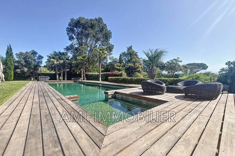 Location saisonnière Villa avec piscine Grimaud  