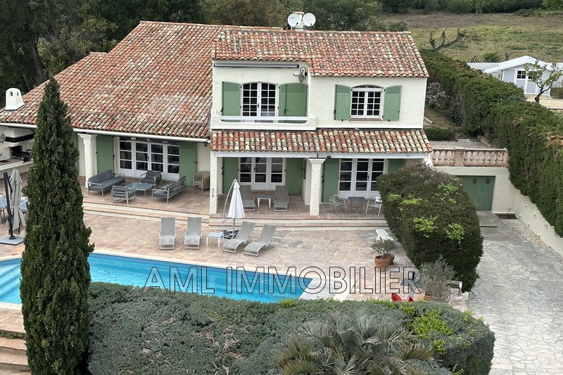 Location saisonnière Villa avec piscine Grimaud  