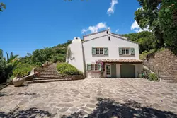 Location saisonnière Villa avec piscine Rayol-Canadel-sur-Mer  