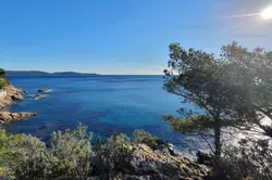 Location saisonnière Studio + mezzanine Cavalaire-sur-Mer  