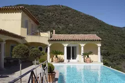 Location saisonnière Villa avec piscine Cavalaire-sur-Mer  
