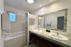 Location saisonnière T6 LEUCATE VILLAGE  