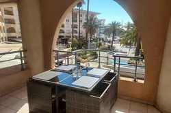 Location saisonnière APPARTEMENT 2 CHAMBRES Fréjus  