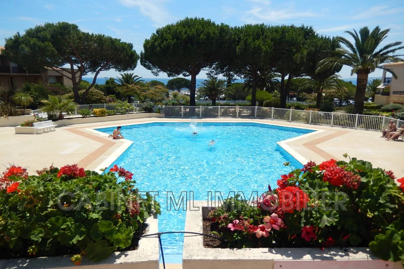 Location saisonnière STUDIO Les Issambres  