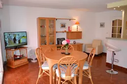 Location saisonnière APPARTEMENT 2 CHAMBRES Saint-Aygulf  