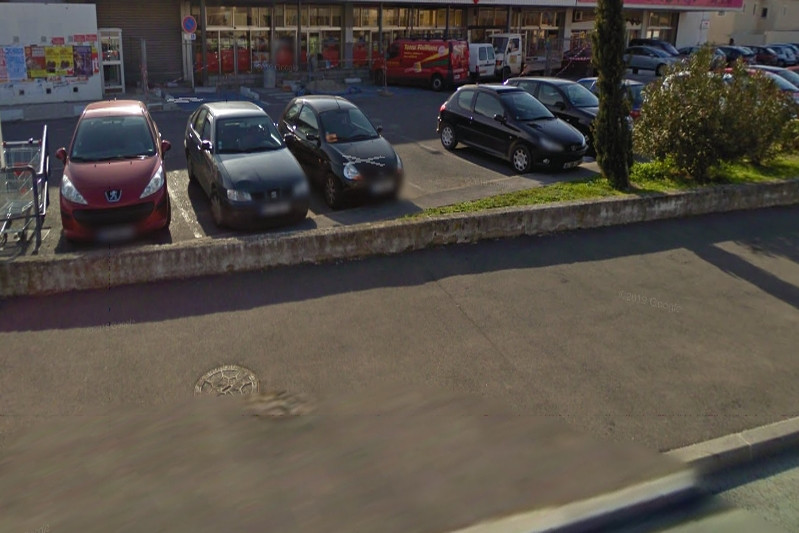 Professionnel vente fond de commerce Salon-de-provence Salon-de-Provence Professionnel 620 m²