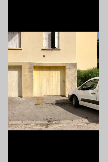 Photo Parking Marseille to buy parking