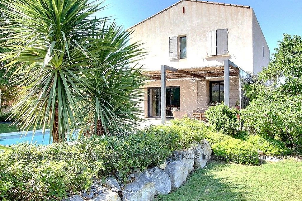 Maison 146 m² · à Saint-Didier · 146 m² · 598 000 €