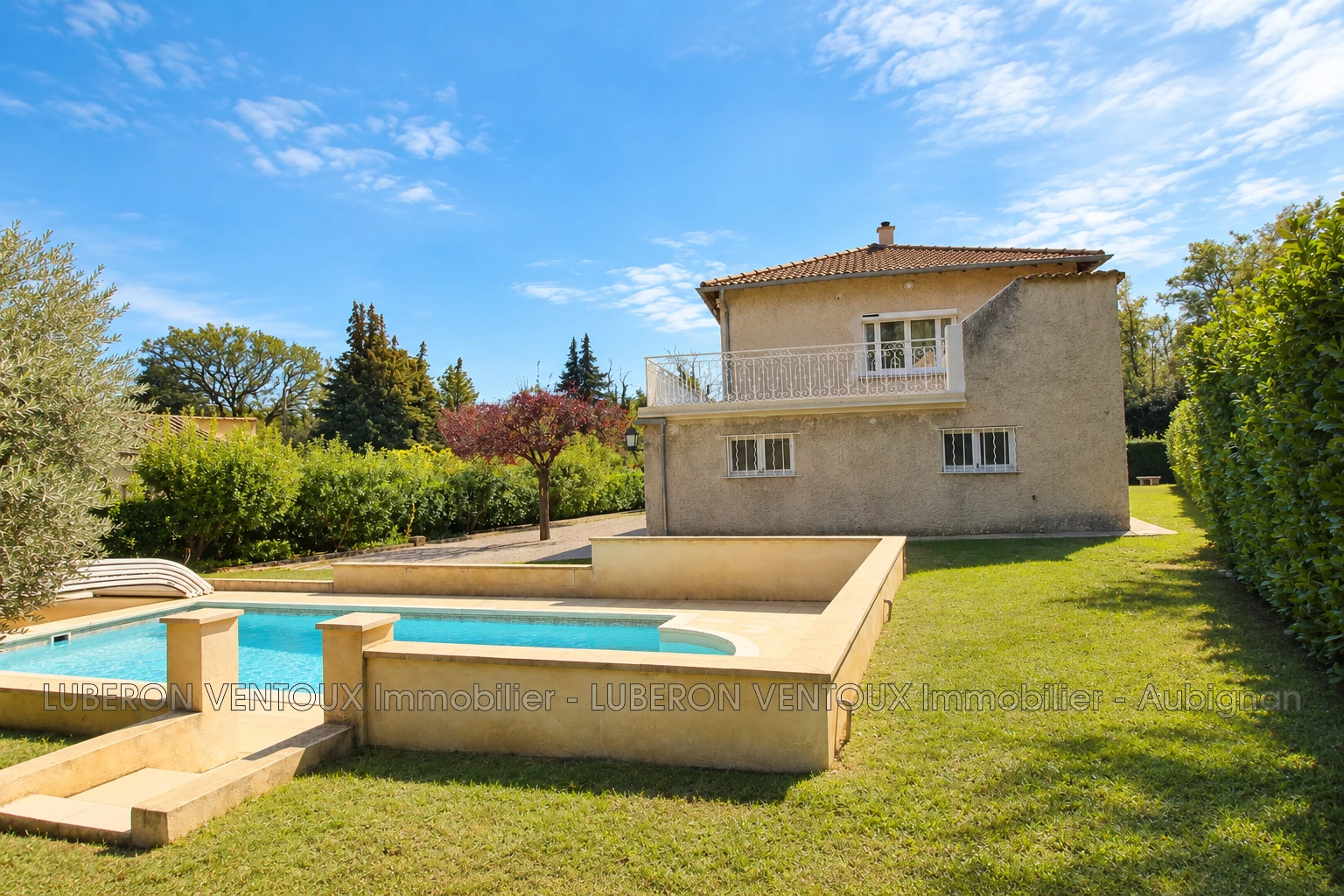 Maison 8 pièces 124 m² · à Loriol-du-Comtat · 124 m² · 441 000 €