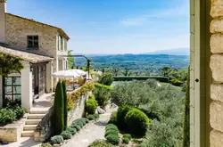 Location saisonnière Mas Gordes  Location saisonnière Mas Gordes