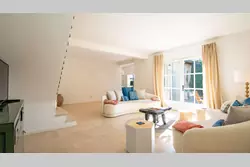 Location saisonnière Maison Lourmarin  