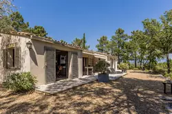 Location saisonnière Villa Roussillon  