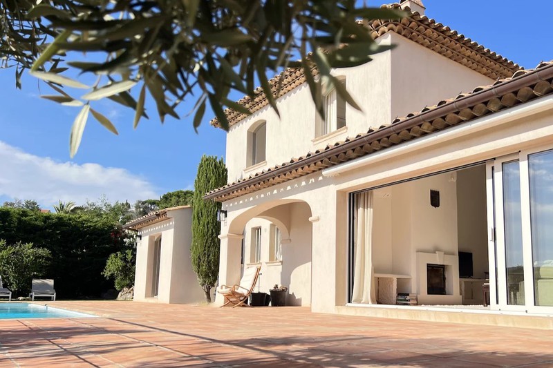 Photo Villa La Croix-Valmer   to buy villa  7 rooms   188&nbsp;m&sup2;