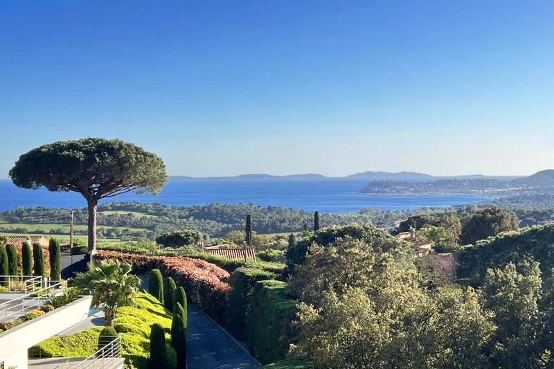 Villa La Croix-Valmer  Neuf villa  8 rooms   195&nbsp;m&sup2;