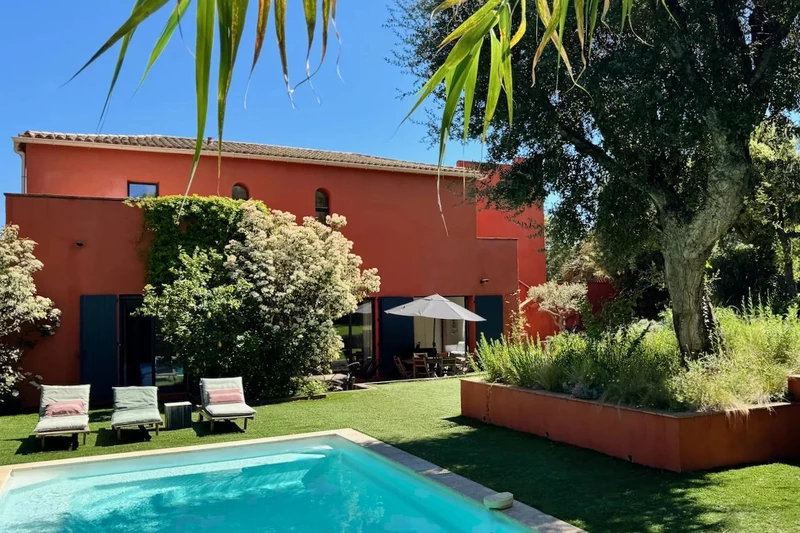 Villa Grimaud   to buy villa  7 rooms   177&nbsp;m&sup2;