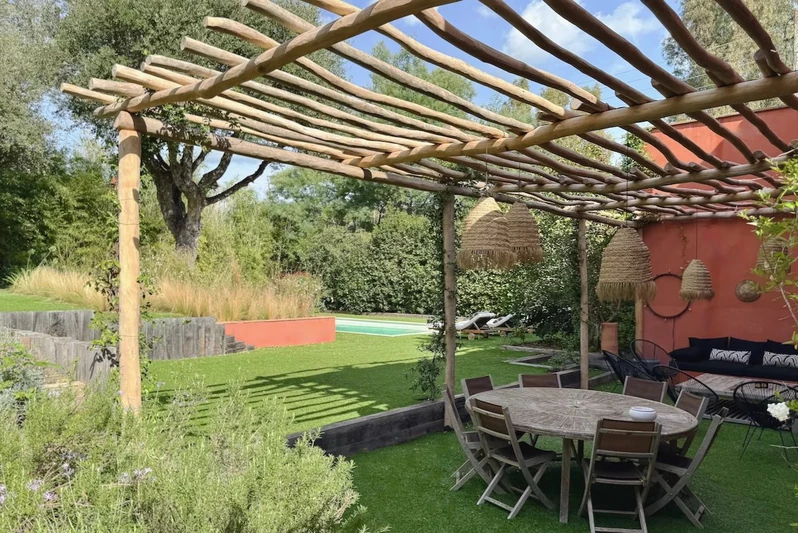 Villa Grimaud   to buy villa  7 rooms   177&nbsp;m&sup2;