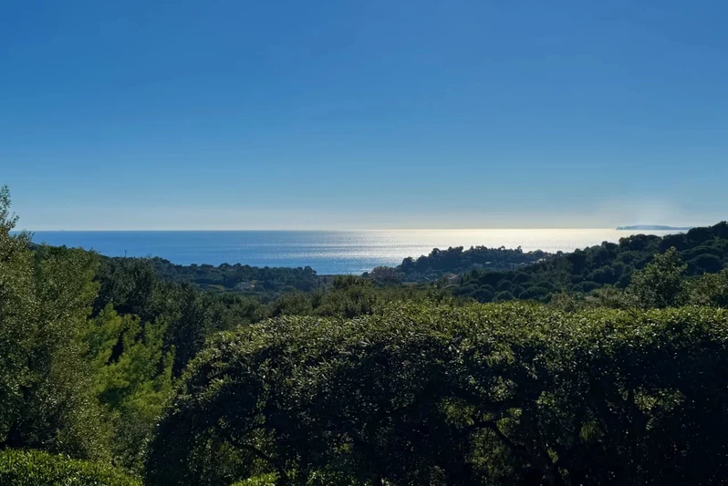 Villa La Croix-Valmer   achat villa  11 pièces   320&nbsp;m&sup2;