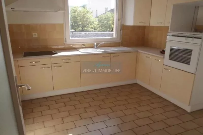 Photo Appartement Montélimar  Location appartement  2 pièces   65&nbsp;m&sup2;