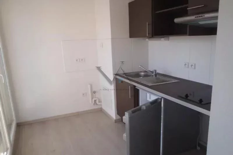 Photo Appartement Montélimar  Location appartement  2 pièces   40&nbsp;m&sup2;