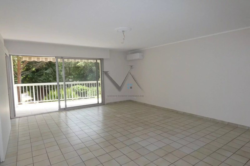 Photo Appartement Montélimar  Location appartement  3 pièces   67&nbsp;m&sup2;