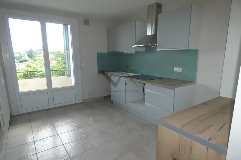 Photo Appartement Montélimar  Location appartement  4 pièces   78&nbsp;m&sup2;