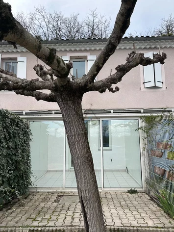 Photo Apartment Le Teil  Rentals apartment  3 rooms   47&nbsp;m&sup2;