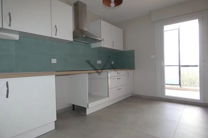Photo Appartement Montélimar  Location appartement  3 pièces   66&nbsp;m&sup2;