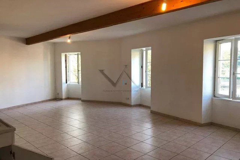 Photo Appartement Viviers  Location appartement  4 pièces   88&nbsp;m&sup2;