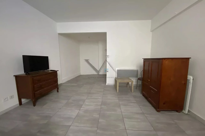 Photo Apartment Montélimar  Rentals apartment  1 room   23&nbsp;m&sup2;