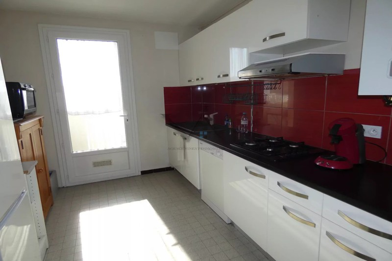 Photo Apartment Montélimar  Rentals apartment  4 rooms   79&nbsp;m&sup2;