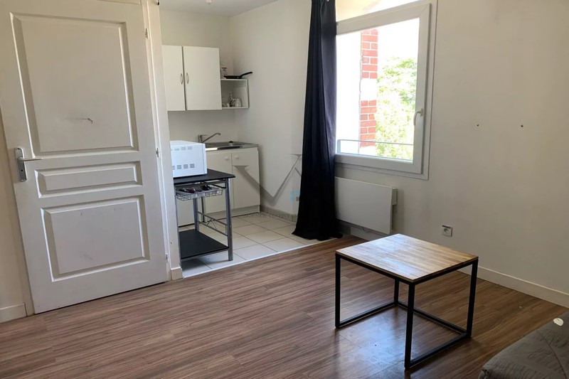 Photo Appartement Montélimar  Location appartement  1 pièce   17&nbsp;m&sup2;