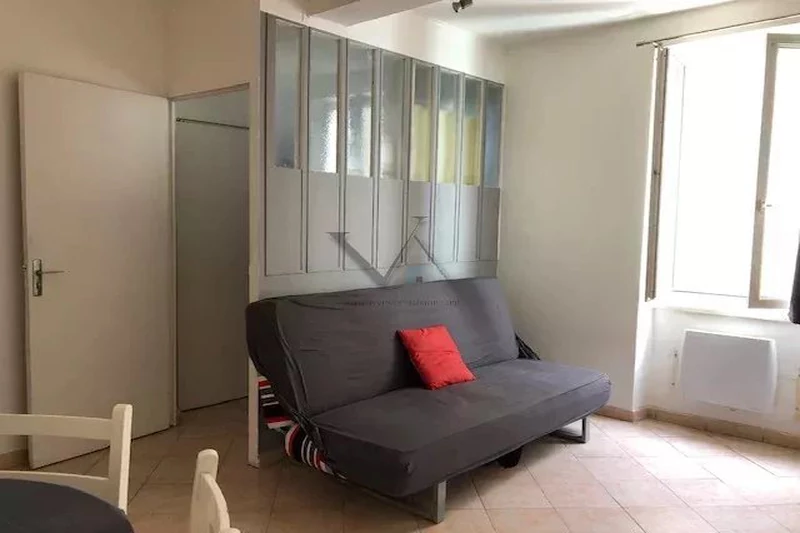 Photo Appartement Montélimar  Location appartement  1 pièce   19&nbsp;m&sup2;
