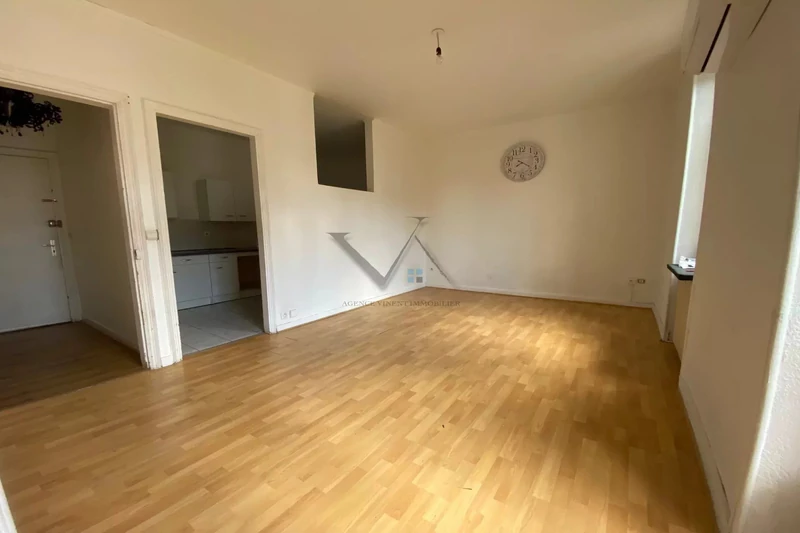 Photo Apartment Montélimar Rentals apartment 3 rooms 69 m²