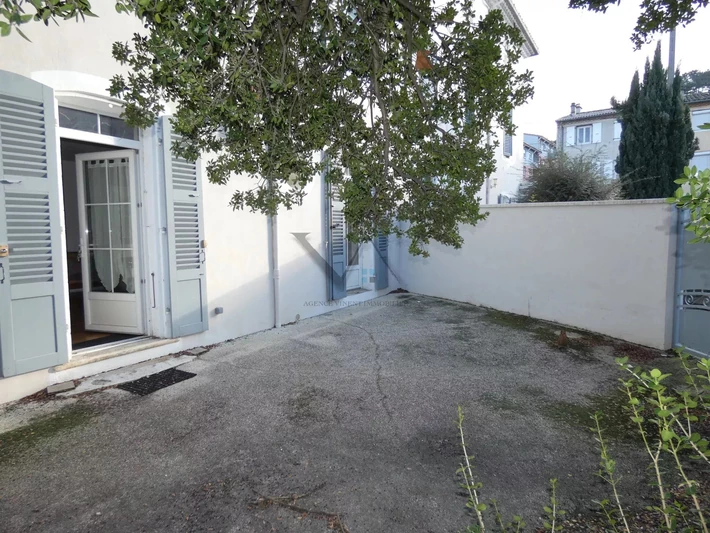 Photo Appartement Montélimar  Location appartement  2 pièces   45&nbsp;m&sup2;