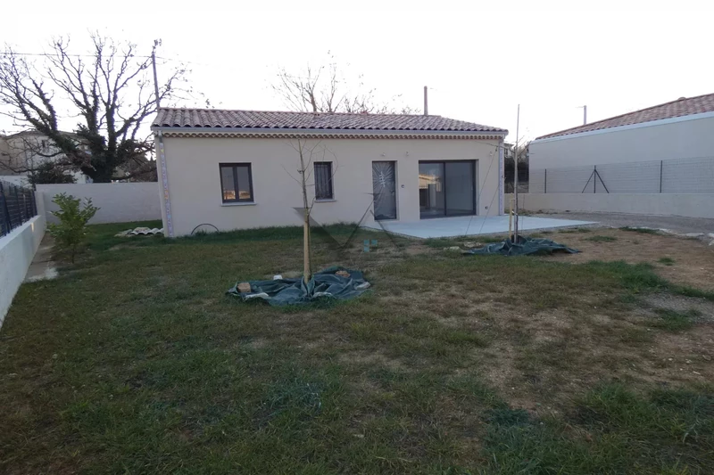 Photo Villa Allan  Location villa  3 chambres   81&nbsp;m&sup2;