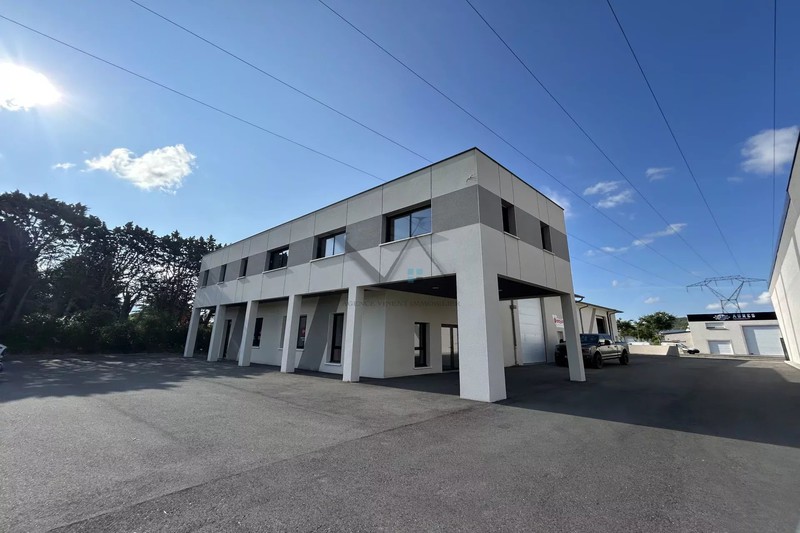 Photo Bureau Montboucher-sur-Jabron  Professionnel bureau   170&nbsp;m&sup2;