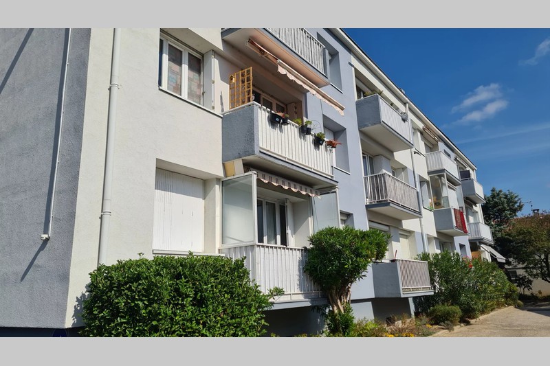Photo Apartment Montélimar   to buy apartment  4 rooms   73&nbsp;m&sup2;