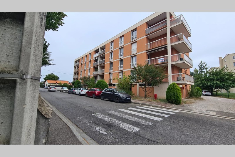 Photo Apartment Montélimar   to buy apartment  3 rooms   73&nbsp;m&sup2;