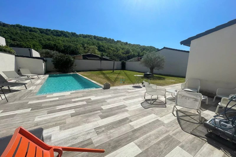 Photo Villa Montélimar   achat villa  4 chambres   140&nbsp;m&sup2;