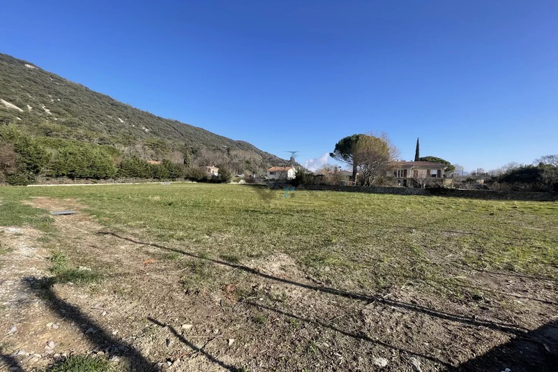 Photo Terrain constructible Rochemaure   achat terrain constructible   2200&nbsp;m&sup2;