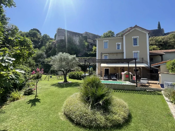 Photo Maison Viviers   achat maison  4 chambres   145&nbsp;m&sup2;